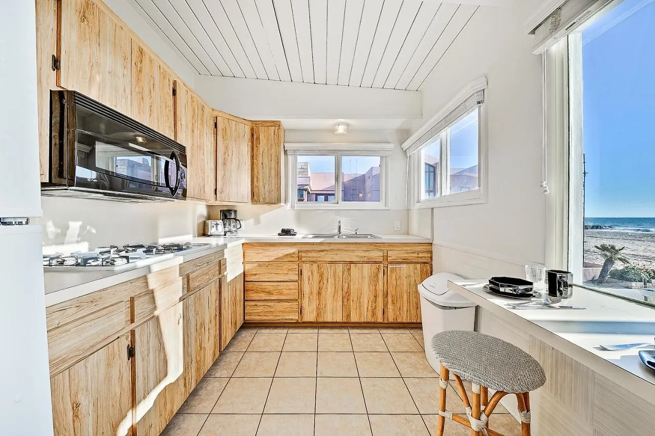 Seascape Compound Villa Newport Beach United States